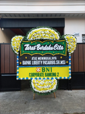 Papan Bunga Duka di Leuwigoong